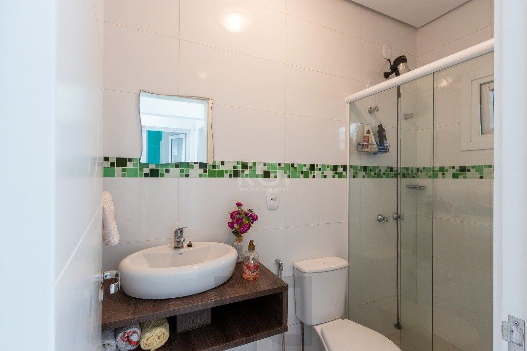 Casa para Venda - 377m², 4 dormitórios, sendo 3 suites, 3 vagas - Guarujá — foto 24