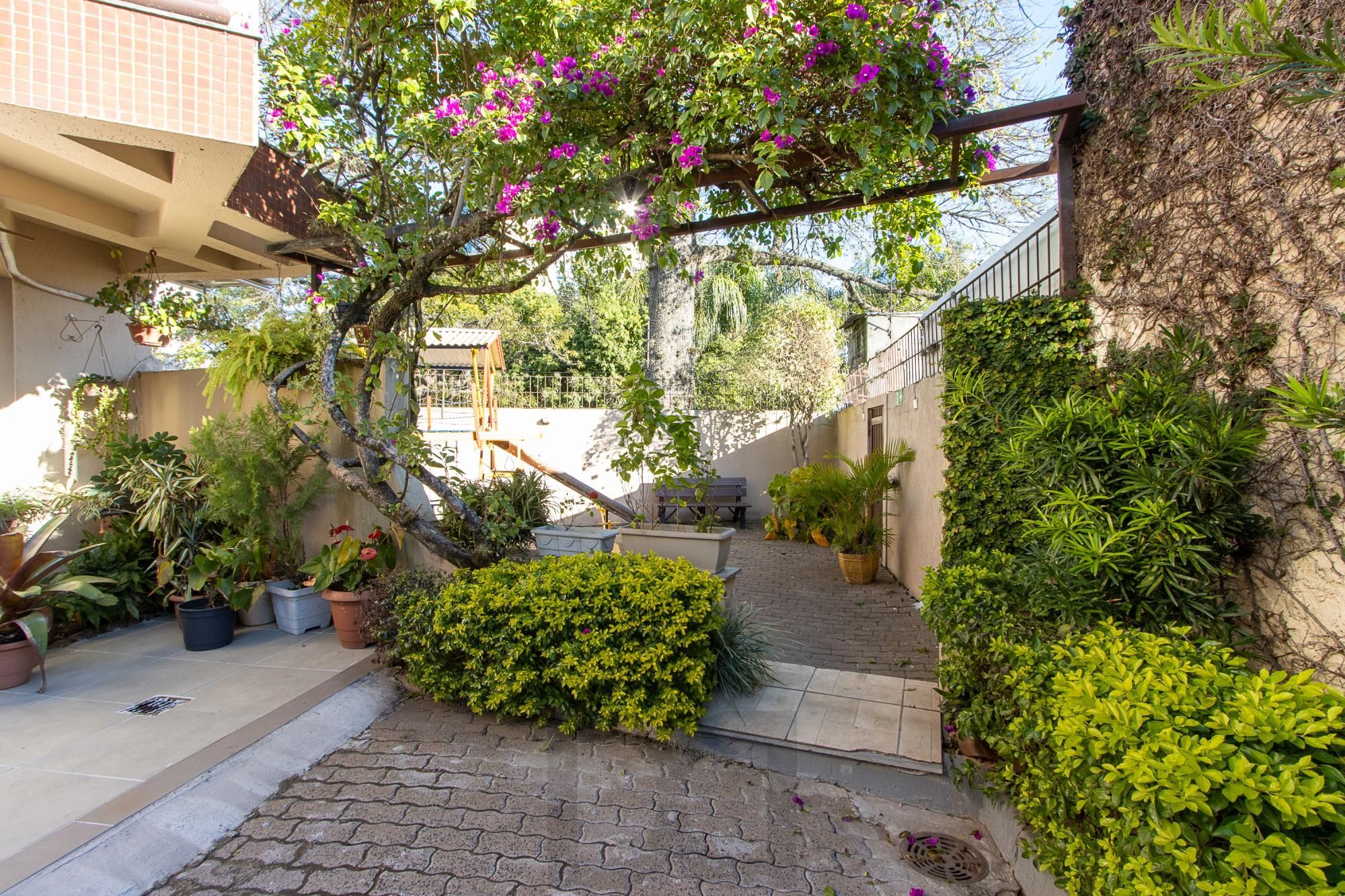 Casa em condomínio, com 3 dormitórios, — foto 44