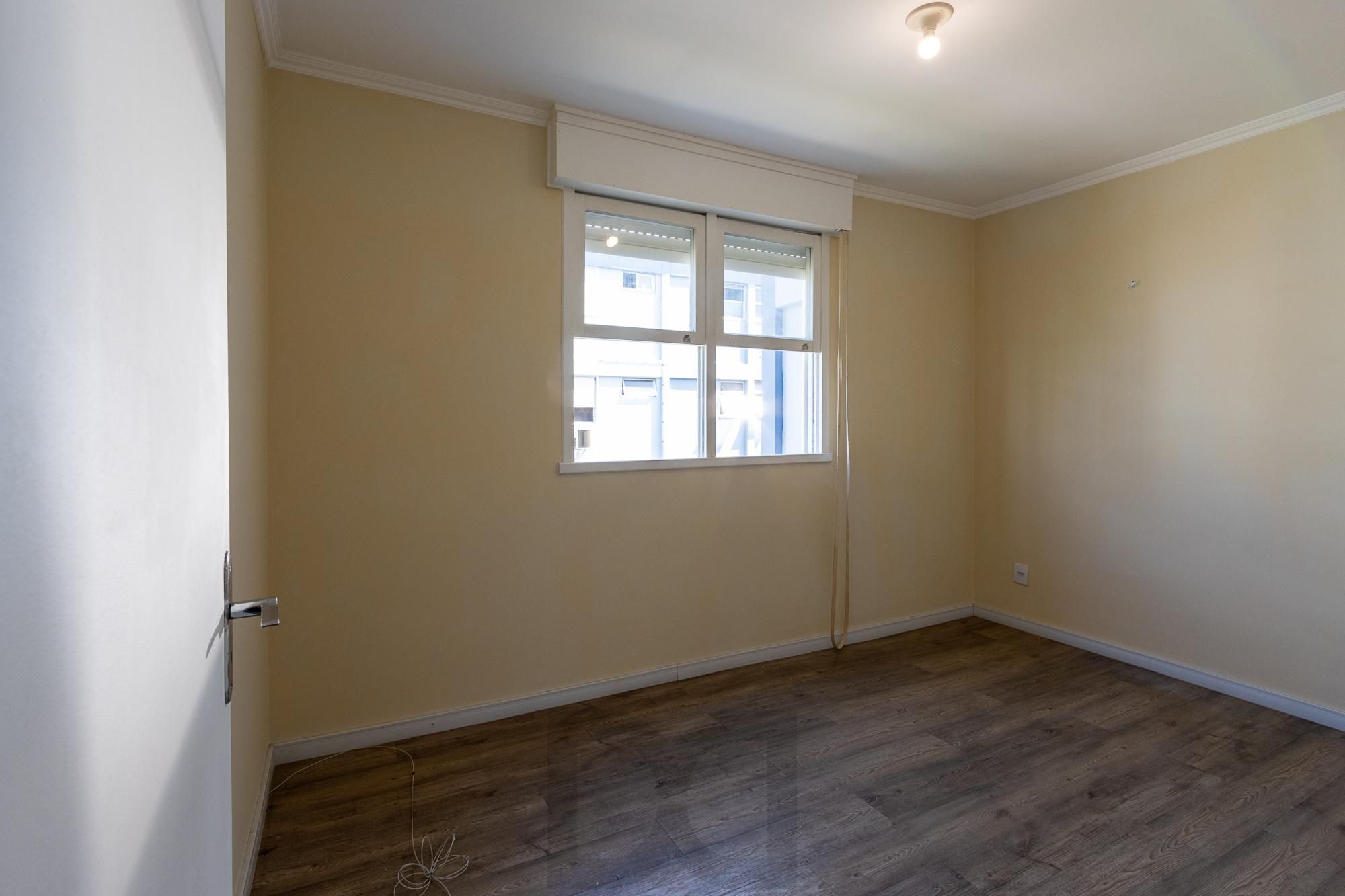 APARTAMENTO LOCADO, REFORMADO, 3 QUARTOS, 1 VAGA ROTATIVA - BAIRRO CAMAQUÃ — foto 17