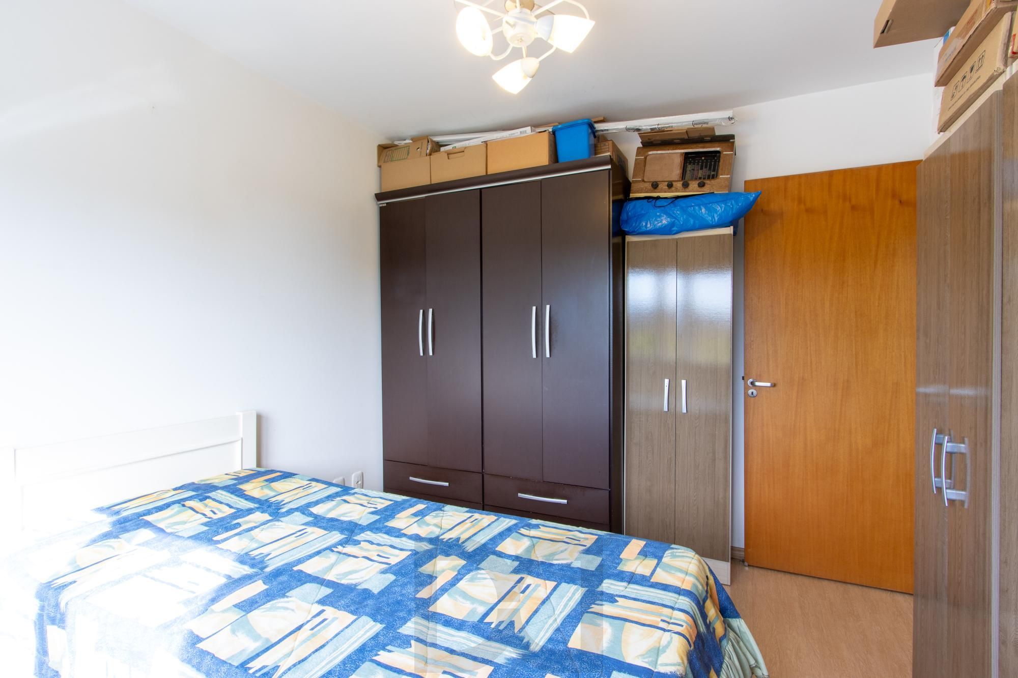 Apartamento de 2 dormitórios, na zona sul de Porto Alegre, semi-mobiliado, churrasqueira e box escriturado. — foto 21