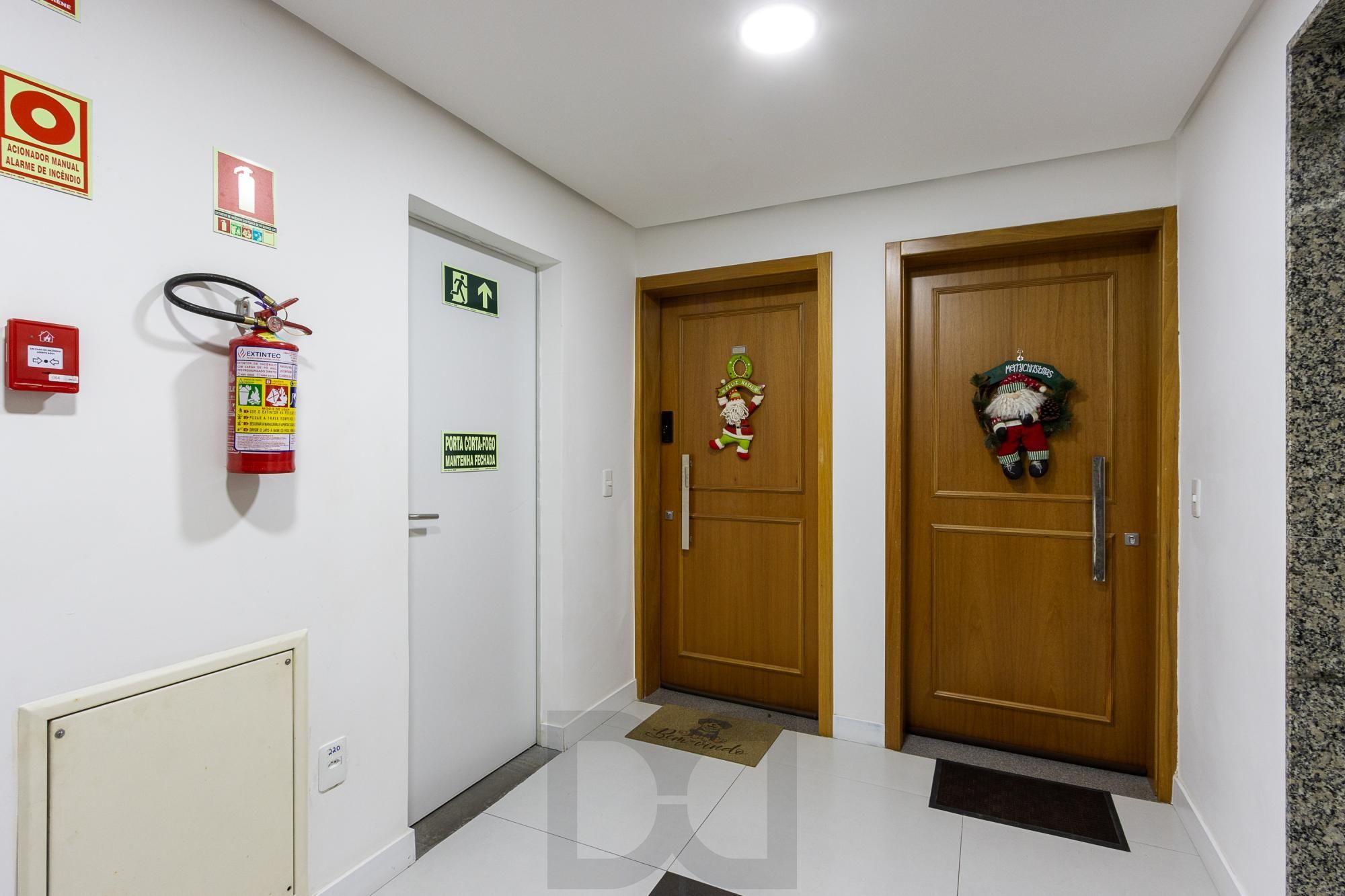 Apartamento | 3 Quartos | 1 Suíte | 103,29m2 Privativos | Vaga Dupla | Bairro Cristal — foto 33