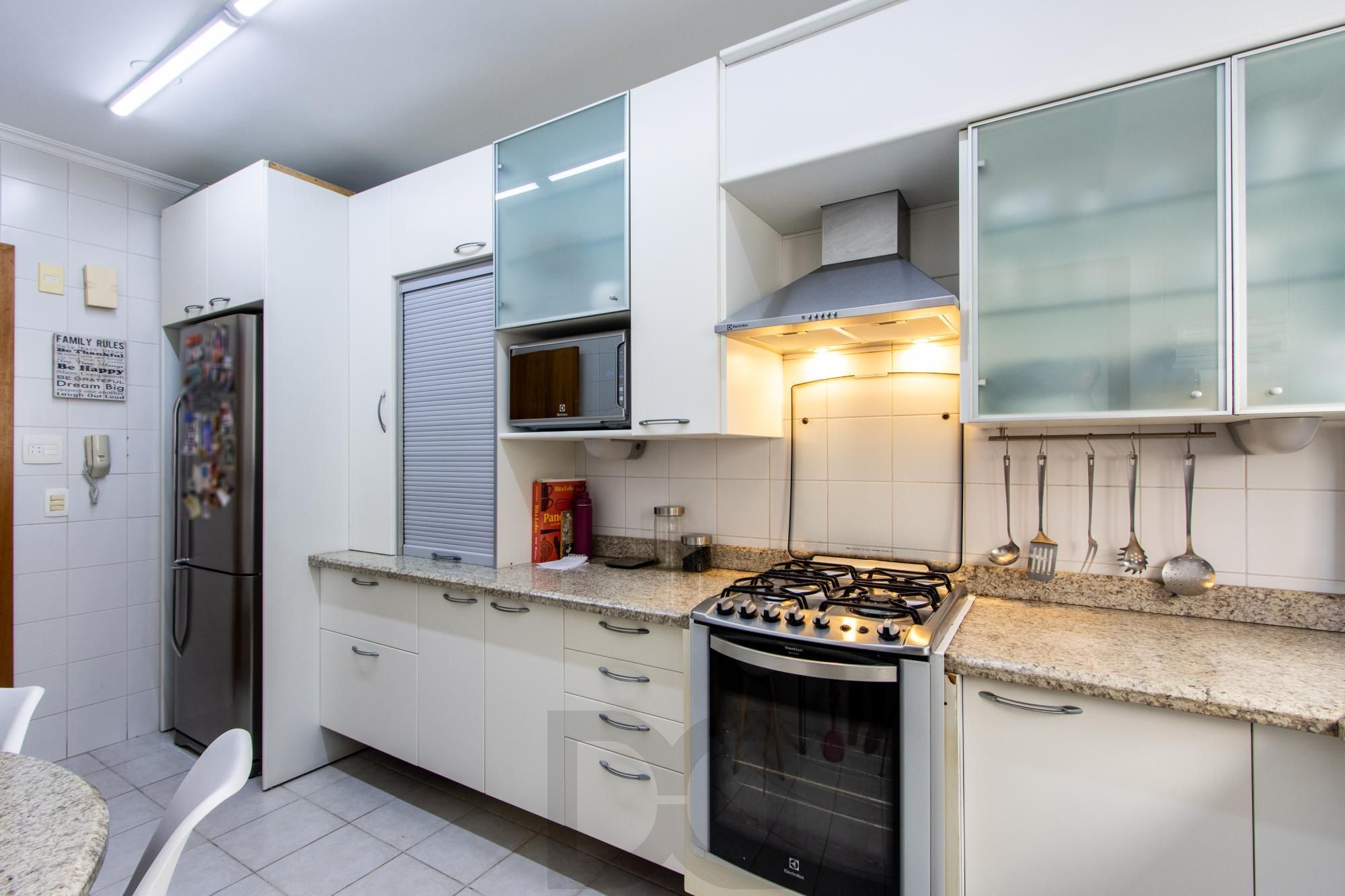 Apartamento 3 dormitórios no Mont Serrat — foto 23