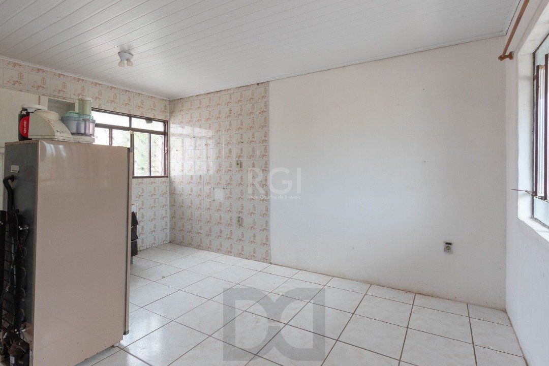 Casa para Venda - 149.99m², 6 dormitórios, sendo 2 suites, Nonoai — foto 28