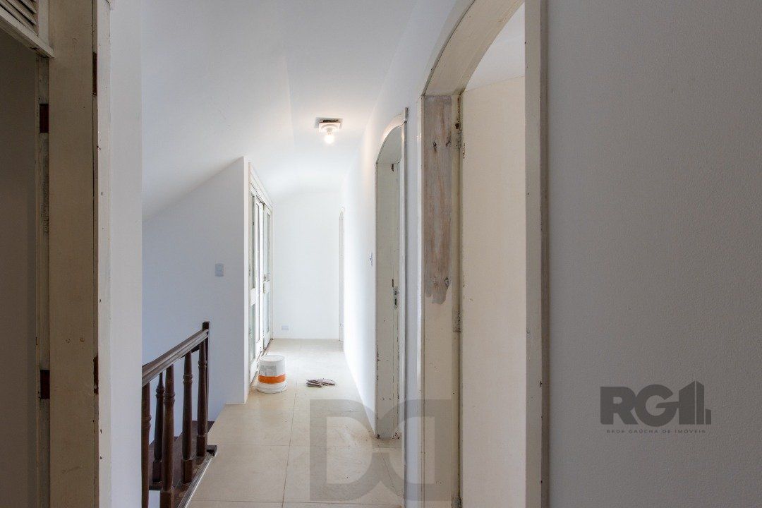 Casa para Venda - 337m², 3 dormitórios, sendo 1 suites, 3 vagas - Cristal — foto 33