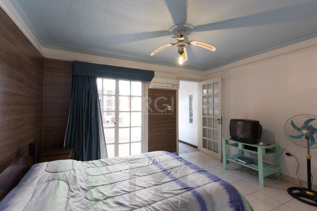 Casa para Venda - 320m², 5 dormitórios, sendo 2 suites, 3 vagas - Tristeza — foto 36