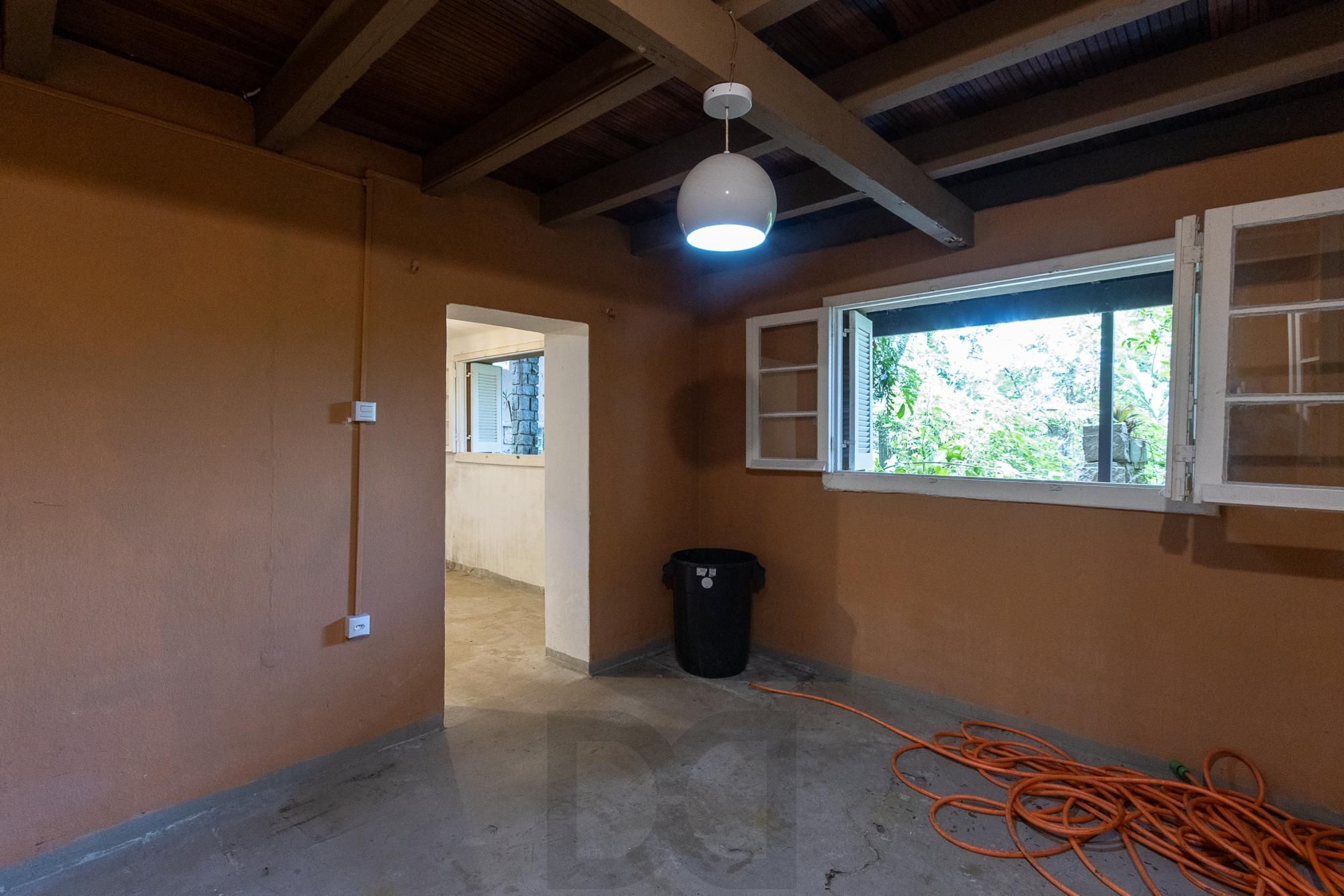 Bela casa térrea, 2 dormitórios e 1 suite - Parte alta do Bairro Espirito Santos — foto 39