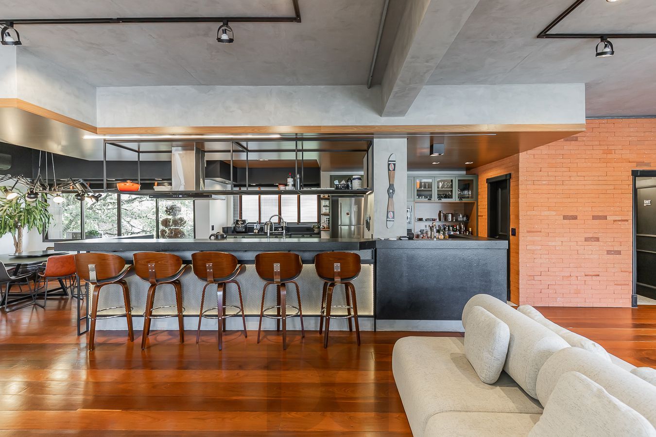 Apartamento 3 dormitórios, 3 vagas e 259 m² no bairro Auxiliadora. — foto 7