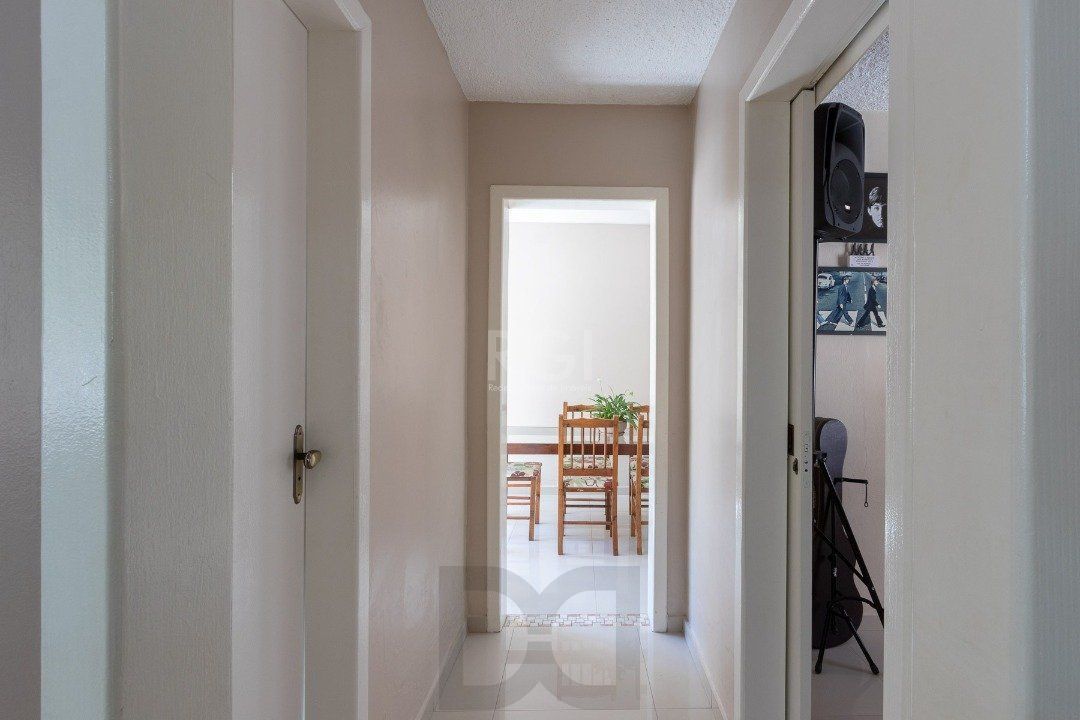 Sobrado para Venda - 150m², 3 dormitórios, sendo 1 suites, 1 vaga - Morro Santana — foto 7
