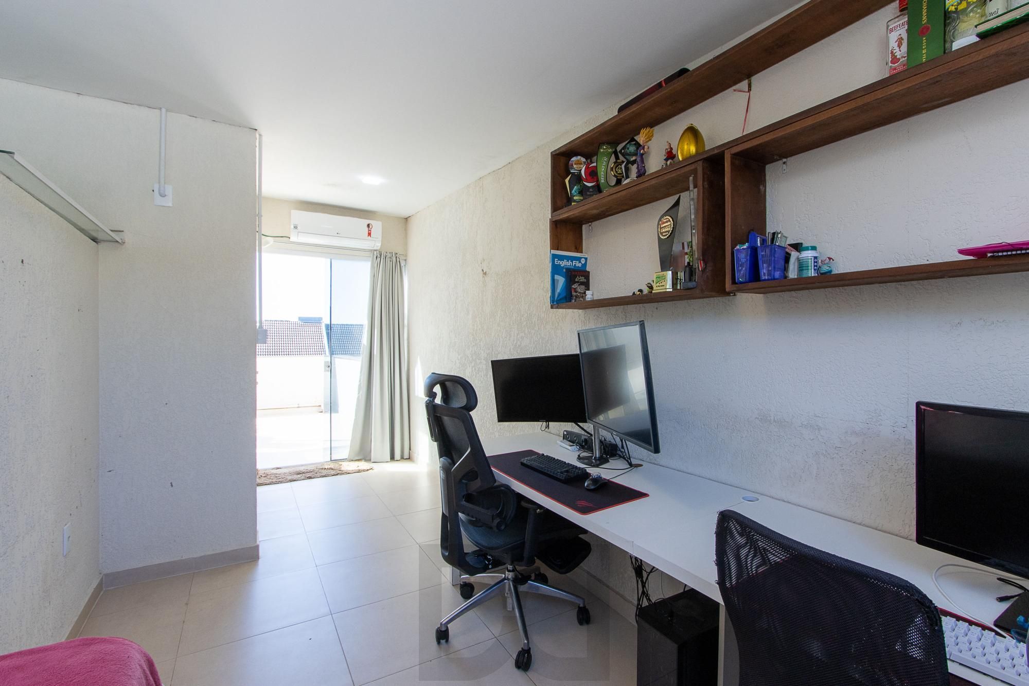 Ótima casa com 3dormitórios 1 suite no bairro Tristeza — foto 39