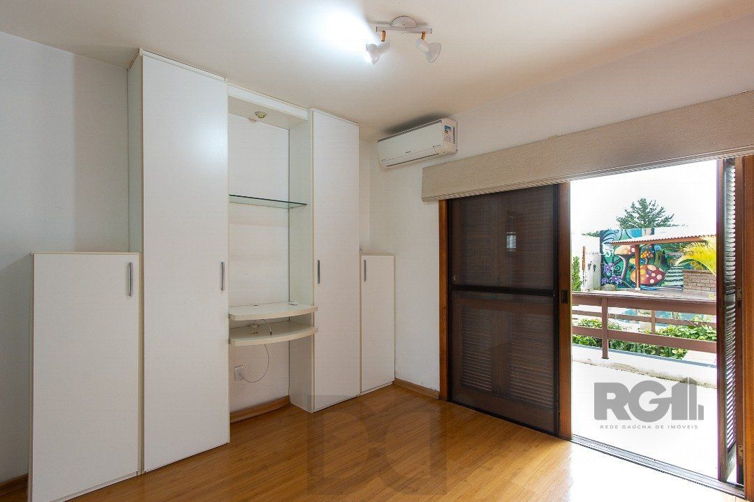Casa de alvenaria, 3 dormitórios, 1 suíte e pátio com piscina, bairro Espírito Santo. — foto 41