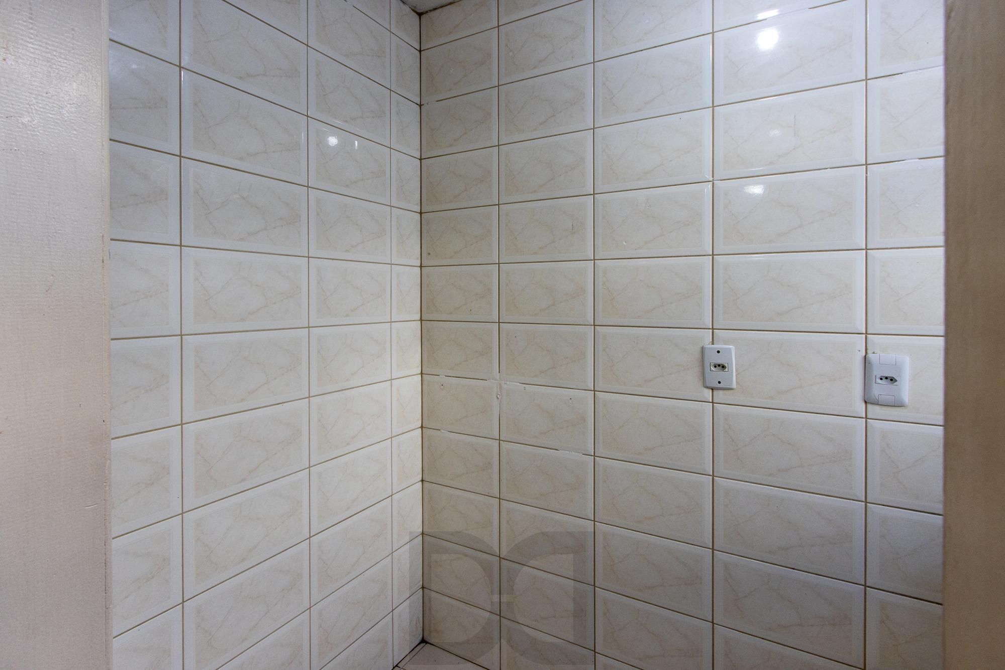 Apartamento de 2 dormitórios no bairro Camaquã. — foto 9