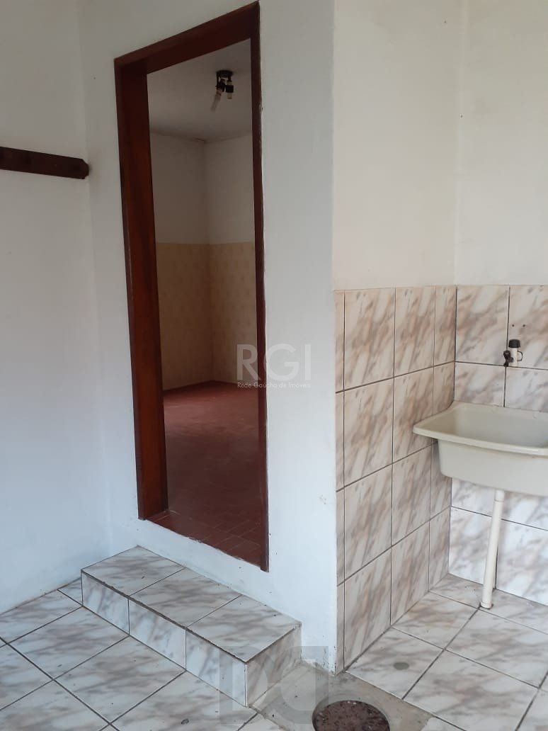 Casa para Venda - 80m², 2 dormitórios, 3 vagas - Belém Novo — foto 6