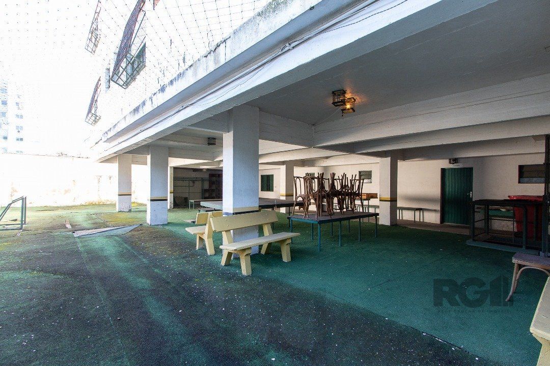 Prédio com 1063m², distribuídos em quatro pavimentos — foto 108