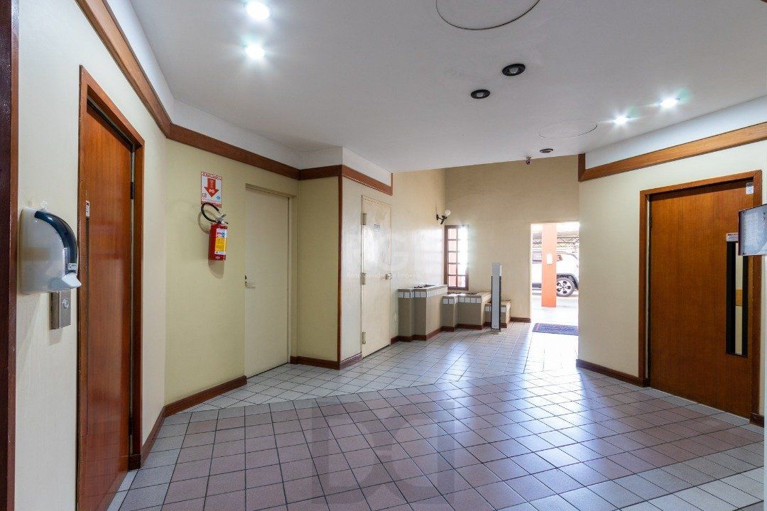 Apartamento para Venda - 104m², 3 dormitórios, sendo 1 suites, 1 vaga - Floresta — foto 31