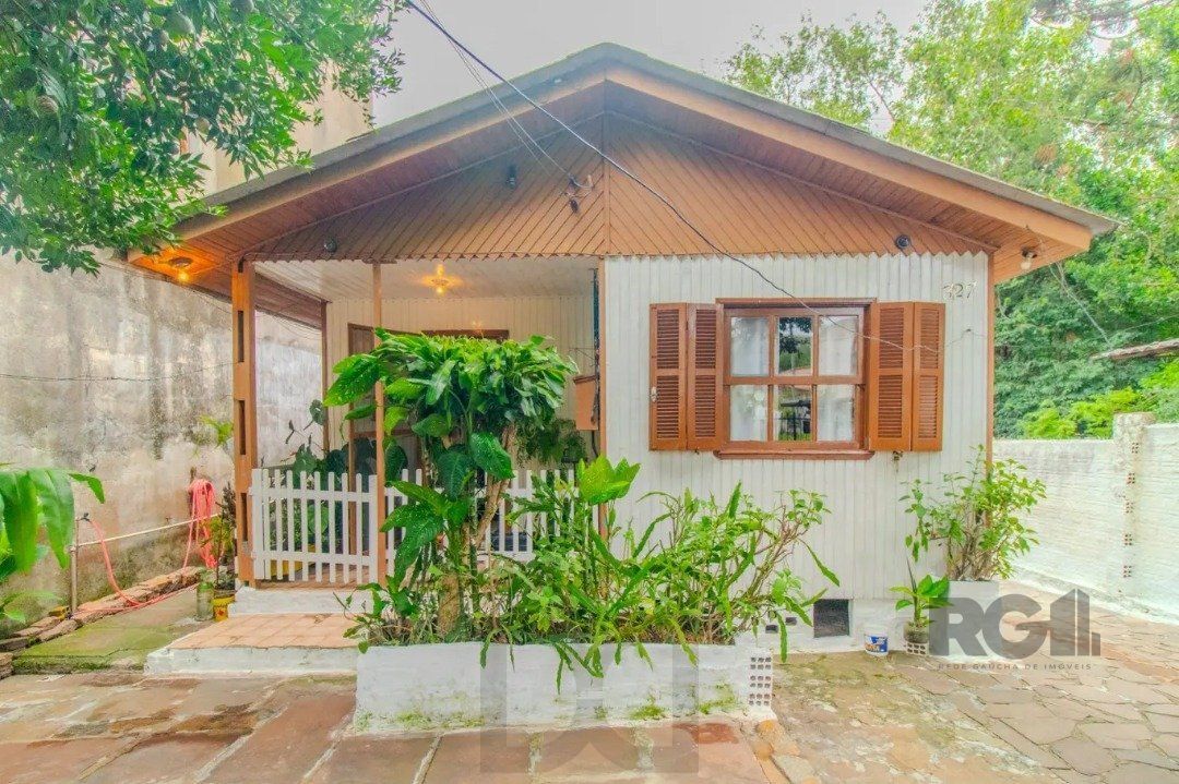 Casa para Venda - 251m², 5 dormitórios, 3 vagas - Nonoai — foto 3