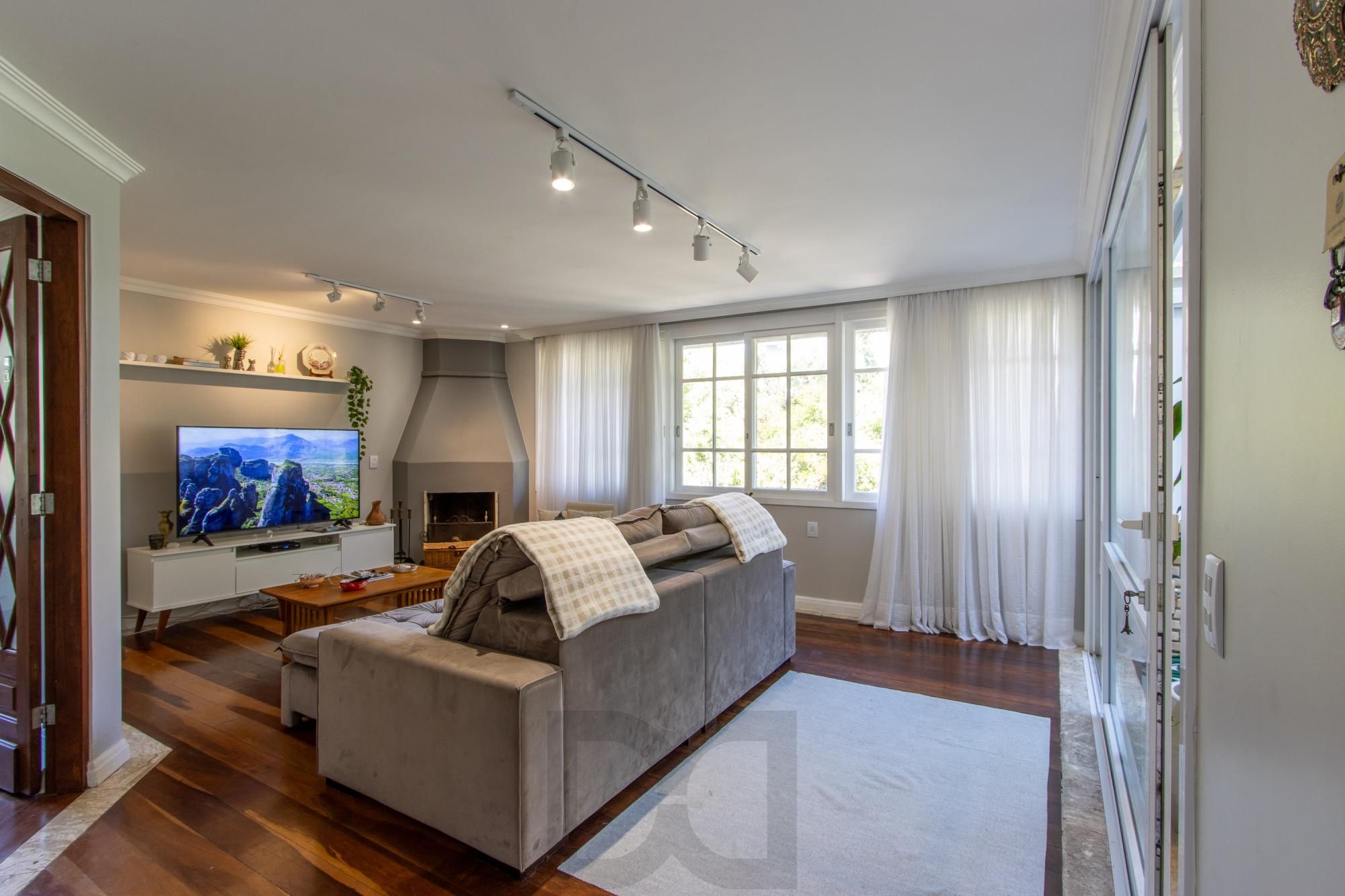 Casa Condominio para Venda - 322.88m², 3 dormitórios, sendo 1 suites, 4 vagas - Jardim Isabel — foto 8