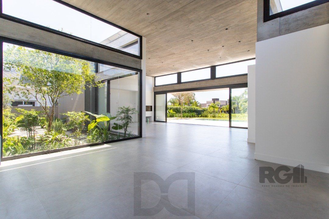 A Casa Le Mans, uma residência térrea de esquina com 389,48m2 de área coberta — foto 6