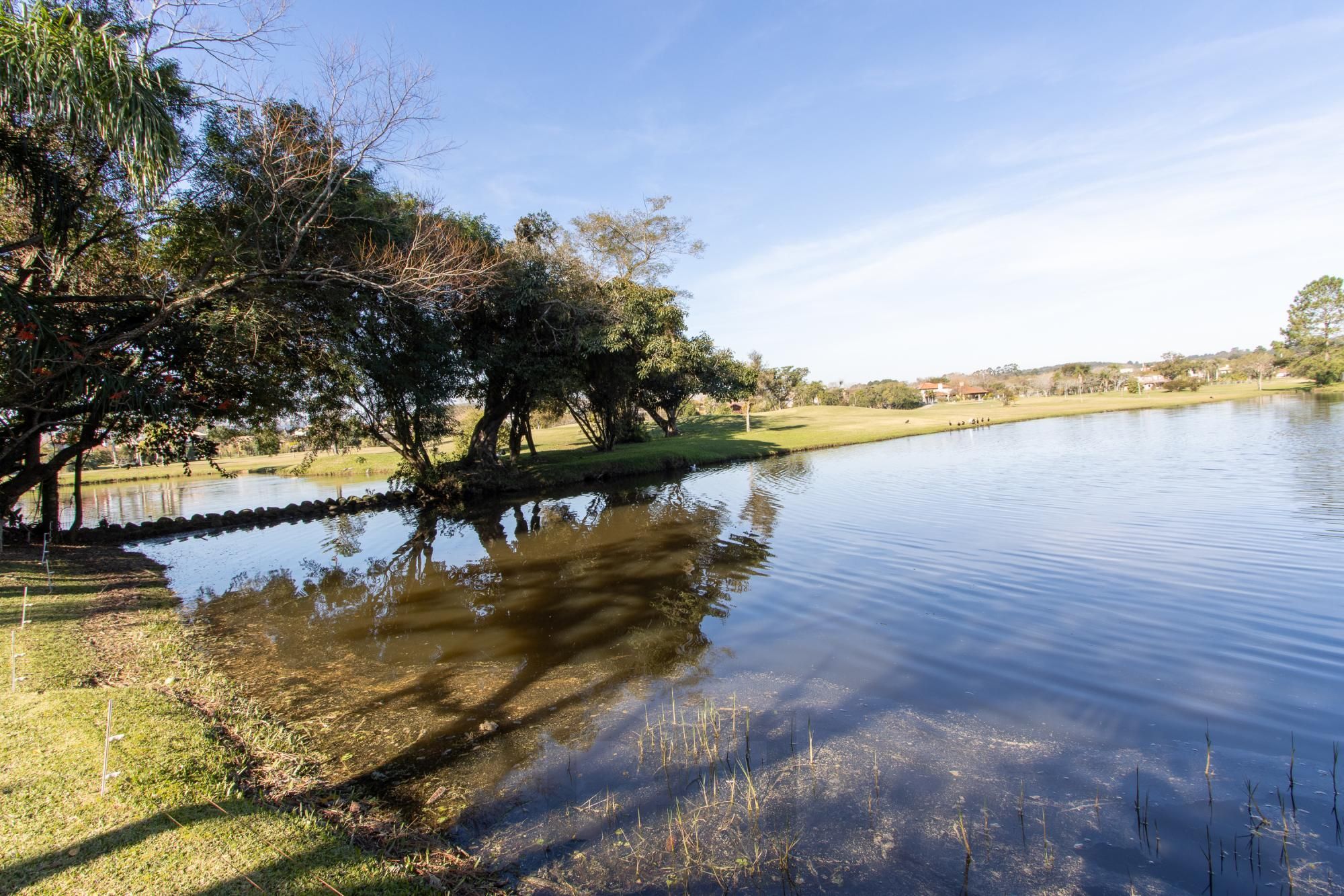 Casa à venda no Terra Ville com 6 dormitórios e fundo para o lago. — foto 55