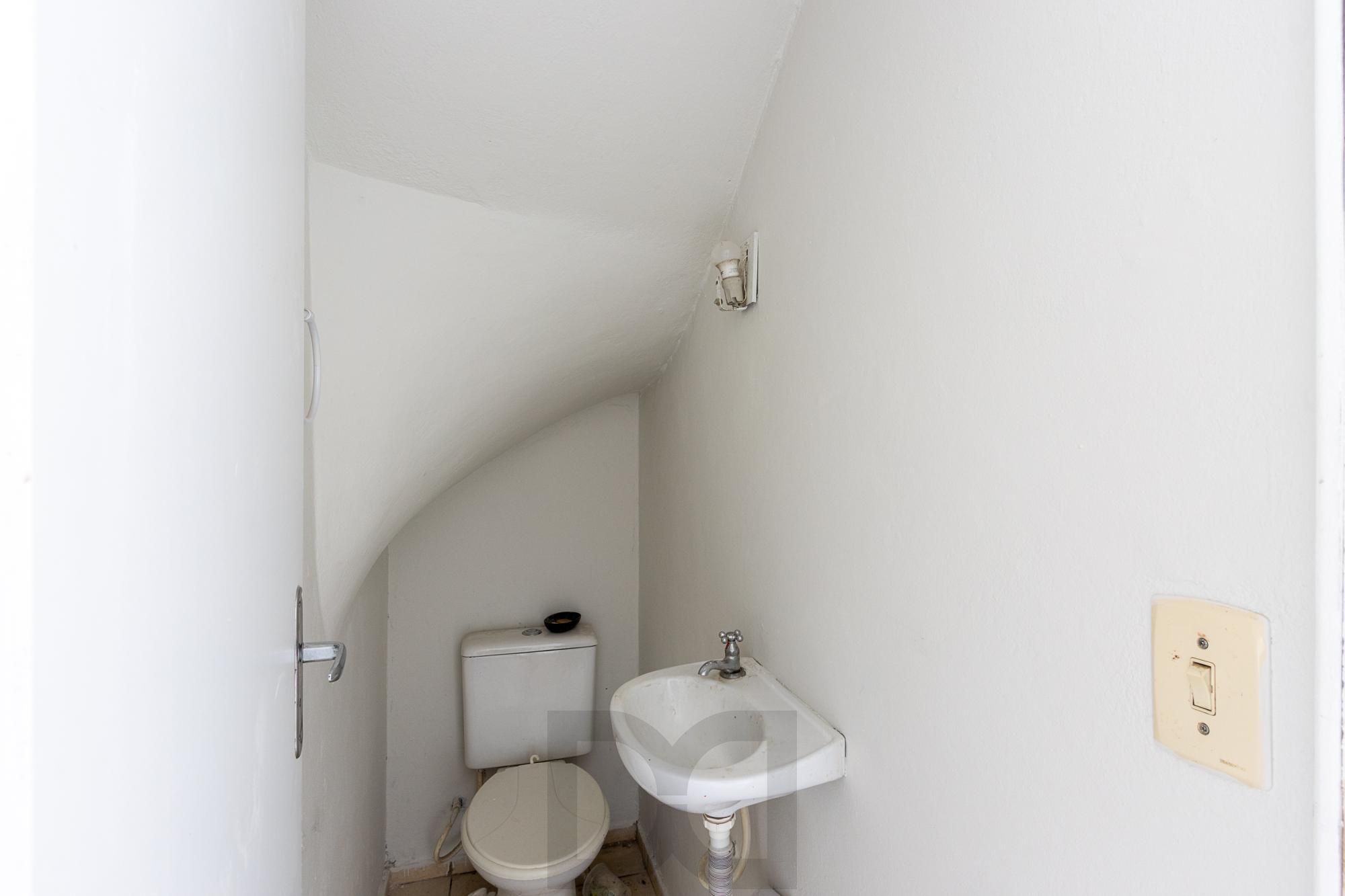 Casa (sobrado), 2 dormitórios, pátio - Bairro Hípica — foto 7