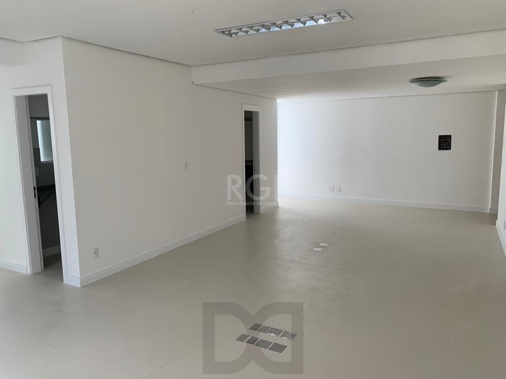 Sala comercial na Getúlio Vargas com 81,92m² privativos — foto 2