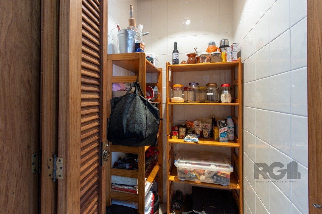 Casa para Venda com 4 dormitórios, sendo 2 suites e 4 vagas no bairro Jardim Isabel — foto 27