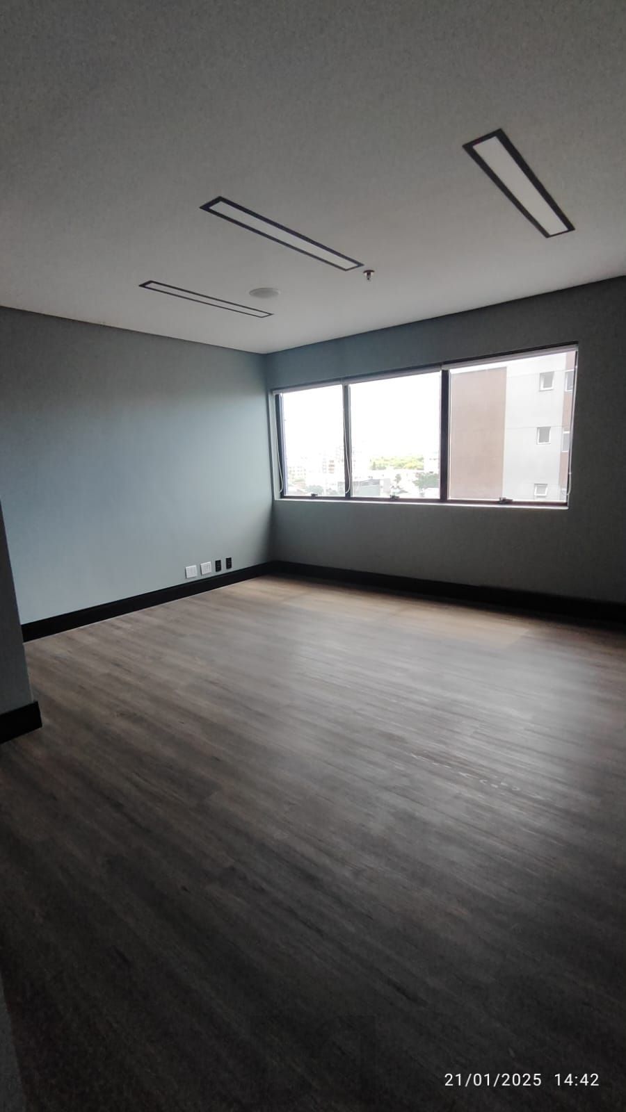 Duas salas comerciais unificadas -Bairro Menino Deus — foto 13