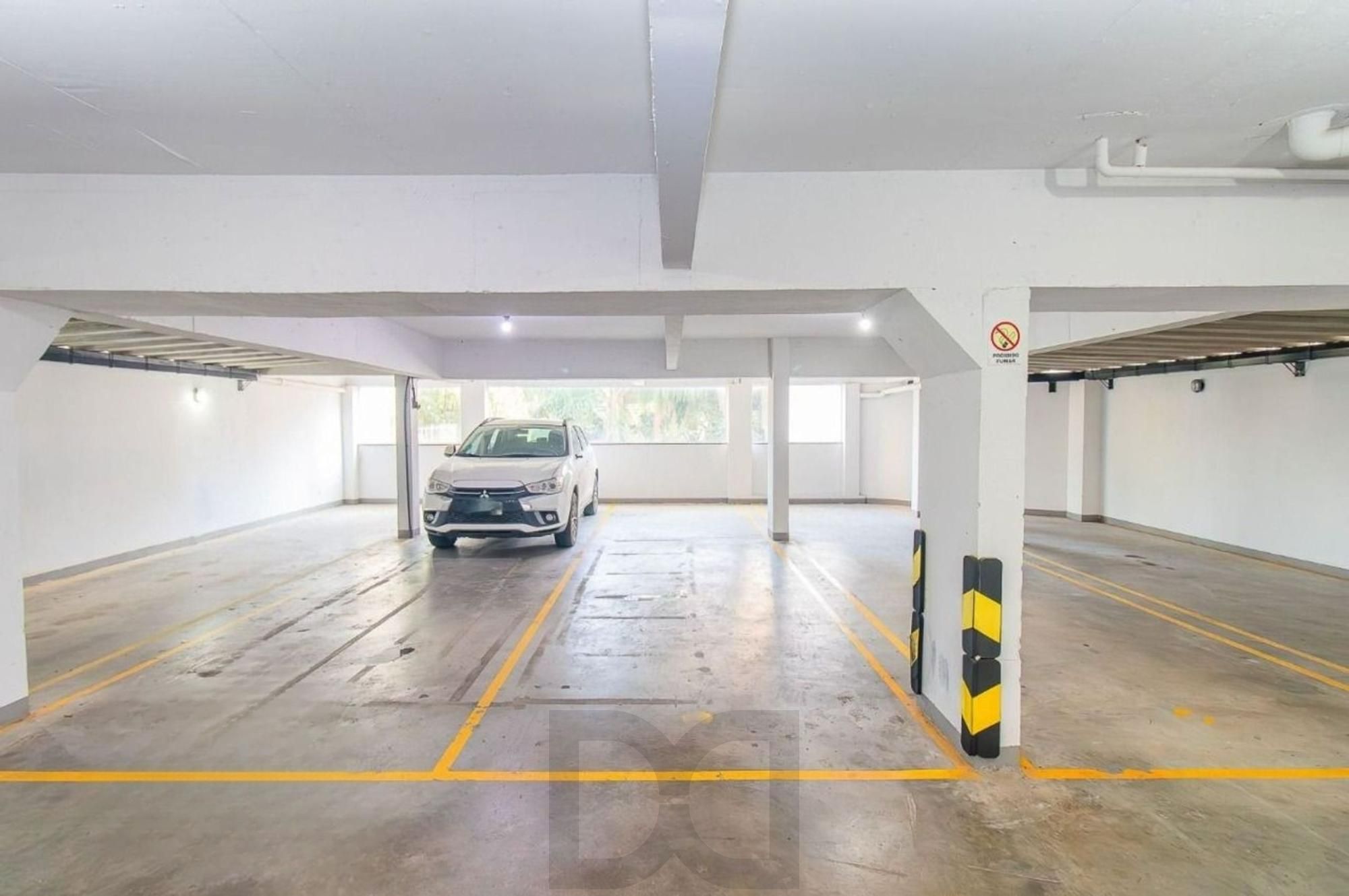 Apartamento com 83m² e 2 dormitórios, 2 suítes, 3 vagas no bairro Petrópolis — foto 14