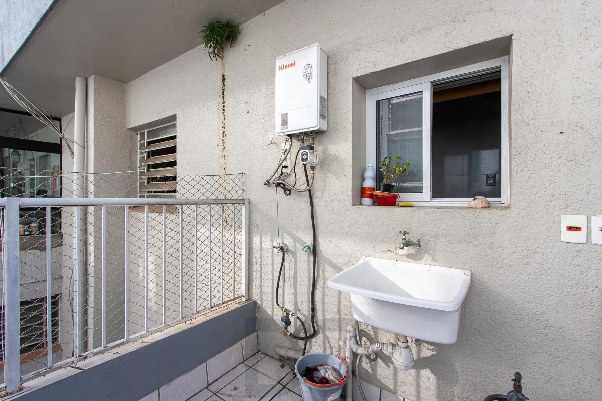 Apartamento 2 Dormitórios no Menino Deus — foto 11