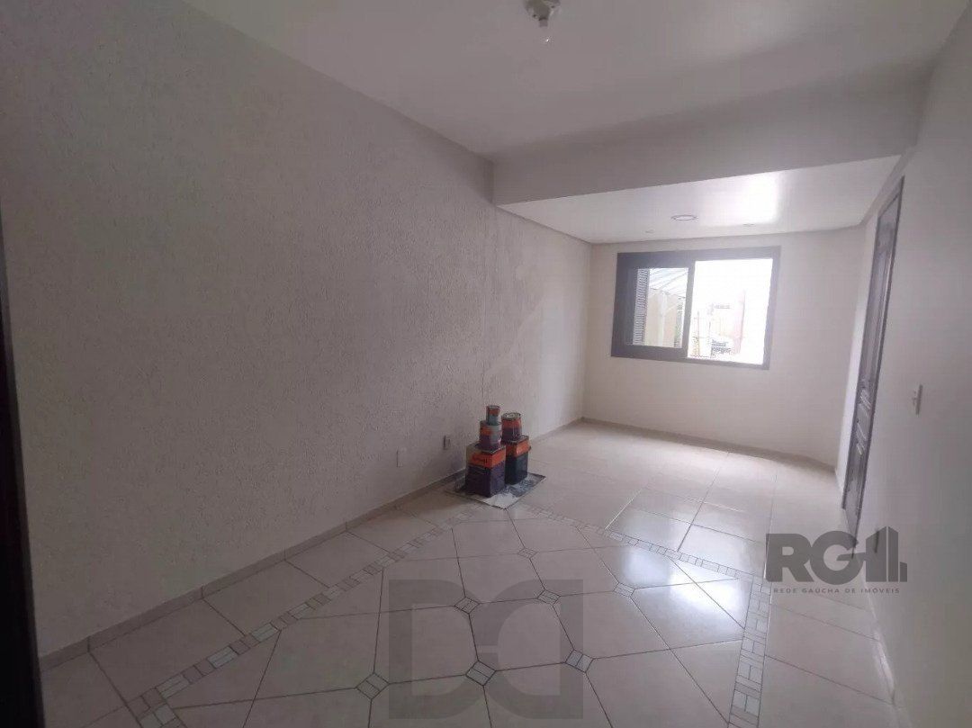 Casa 4 dormitórios, Bairro Cavalhada. — foto 19