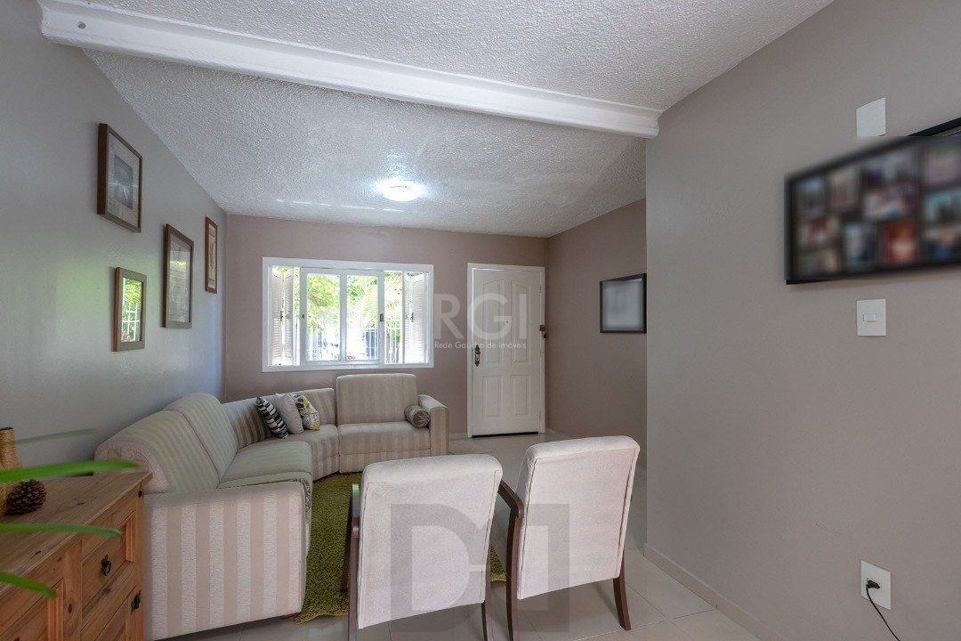 Sobrado para Venda - 150m², 3 dormitórios, sendo 1 suites, 1 vaga - Morro Santana — foto 6