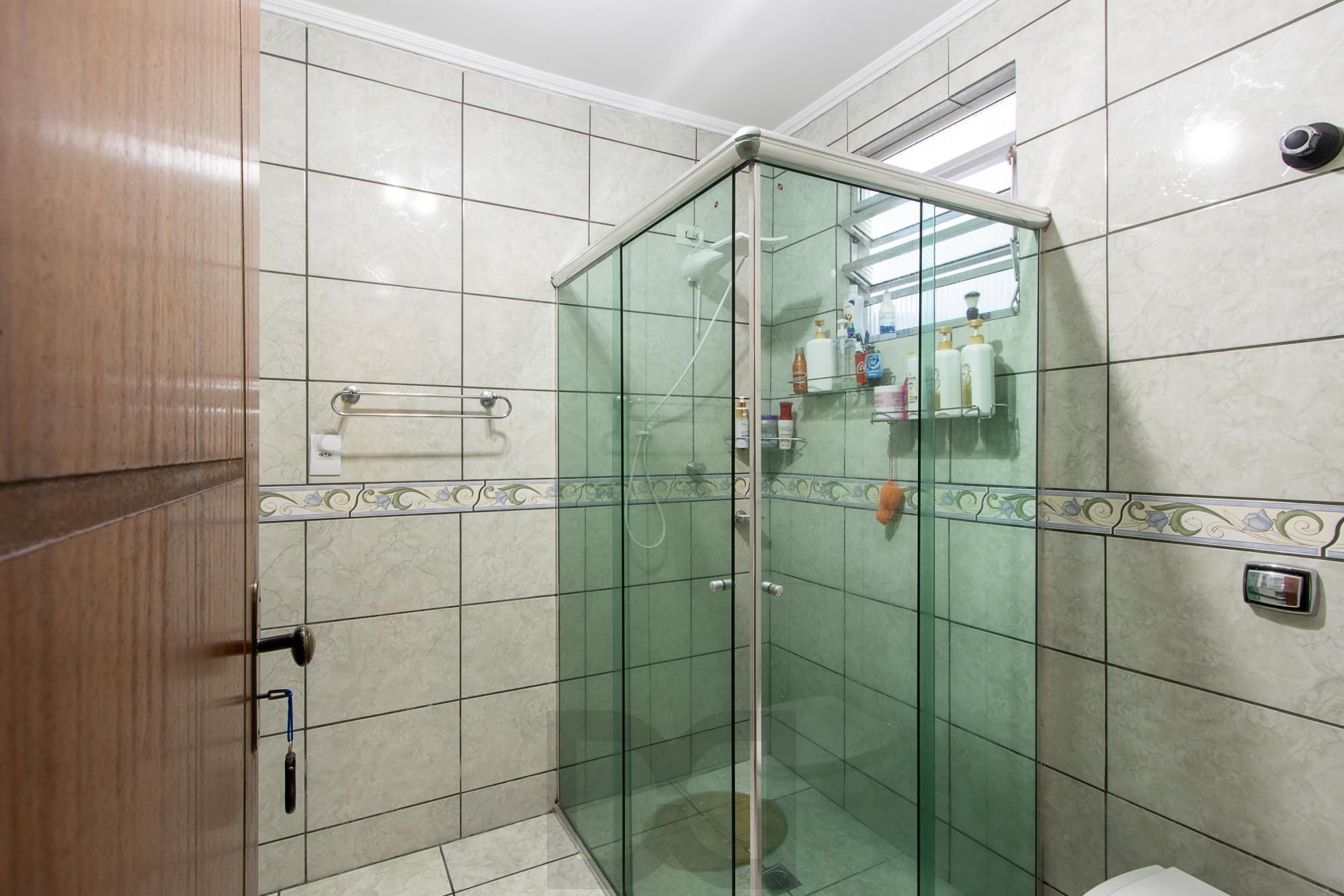 Apartamento de 2 dormitórios no bairro Medianeira. — foto 14