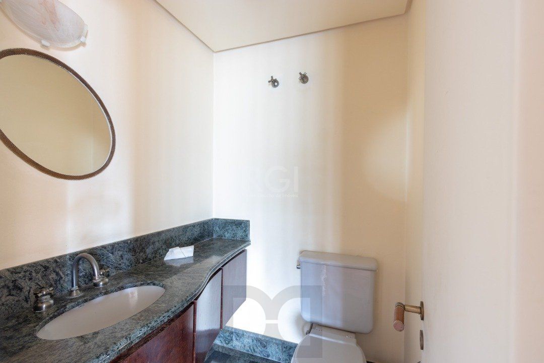 Cobertura para Venda - 302m², 4 dormitórios, sendo 1 suites, 3 vagas - Menino Deus — foto 9