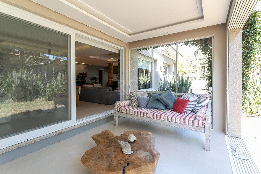 Casa Condominio para Venda - 588.62m², 4 dormitórios, sendo 4 suites, 5 vagas - Pedra Redonda — foto 12