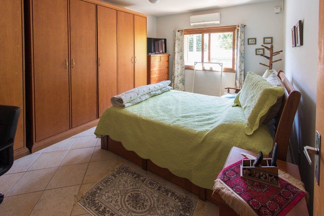 Casa para Venda - 211m², 3 dormitórios, 3 vagas - Vila Nova — foto 14