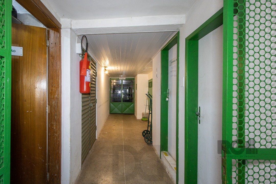 Prédio com 1063m², distribuídos em quatro pavimentos — foto 101