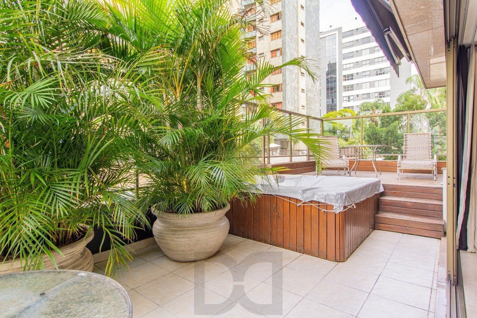 Apartamento Garden com 202m² e 3 dormitórios, 3 suítes, 3 vagas — foto 8