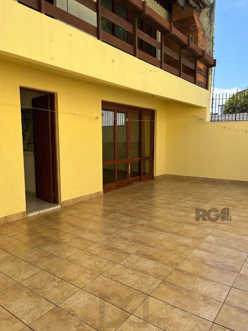 Casa para Venda - 507m², 4 dormitórios, sendo 2 suites, 6 vagas - Cavalhada — foto 8