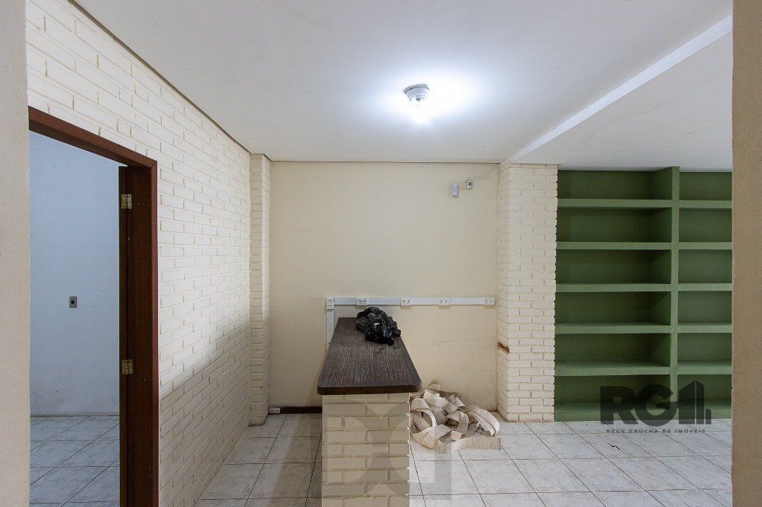 Casa de alvenaria, excelente ponto comercial. — foto 15