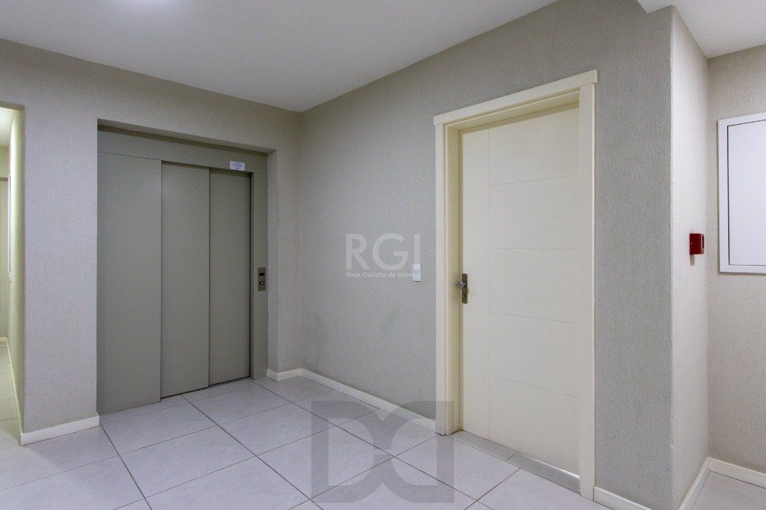 Apartamento para Venda - 69.64m², 2 dormitórios, sendo 1 suites, 1 vaga - Tristeza — foto 5