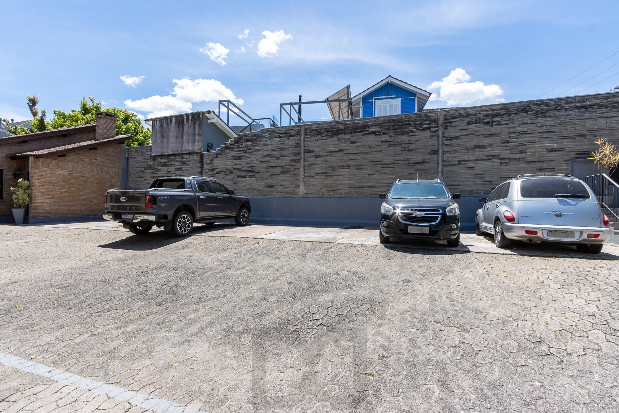 Casa 3 dormitórios, sendo 1 suíte, 2 vagas de garragem - bairro Ipanema — foto 39