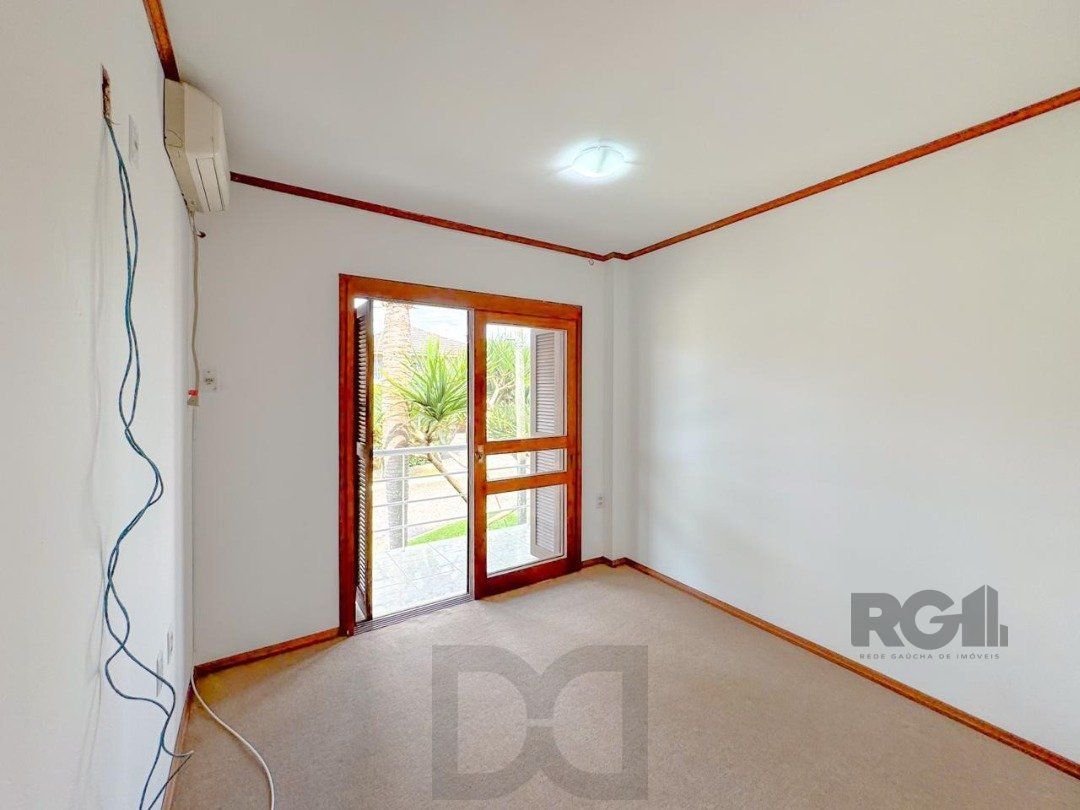 Com 4 suítes espaçosas, incluindo uma master com closet, — foto 73