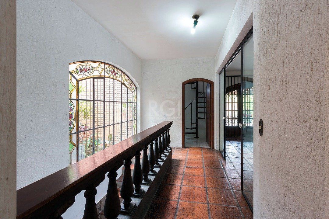 Casa para Venda - 430m², 4 dormitórios, sendo 1 suites, 5 vagas - Cristal — foto 12