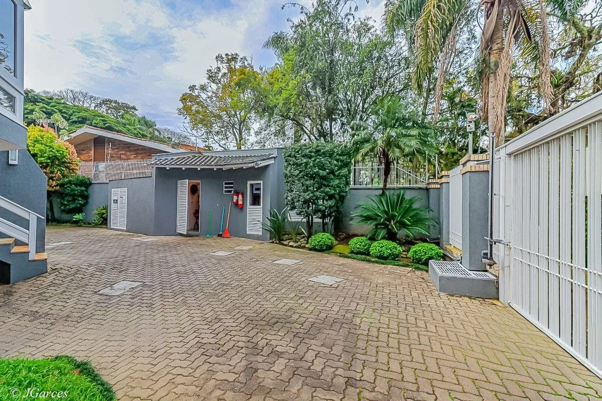 Casa em Condomínio à venda com 286m², 3 dormitórios, 1 suíte, 3 vagas, no bairro Jardim Isabel em Porto Alegre — foto 28