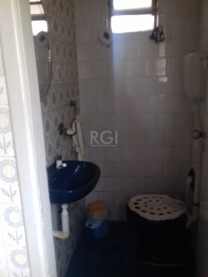 terreno localizado no bairro Menino Deus, podendo ser construído prédio comercial, localização privilegiada. — foto 6