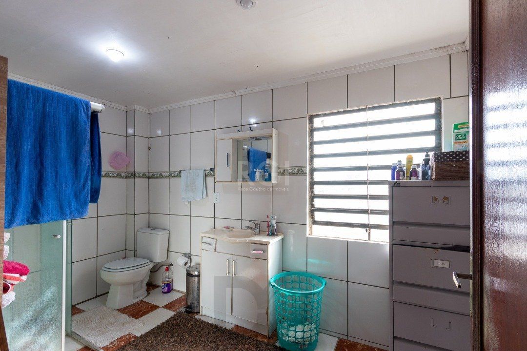 Sobrado para Venda - 300m², 3 dormitórios, sendo 1 suites, 3 vagas - Cavalhada — foto 28