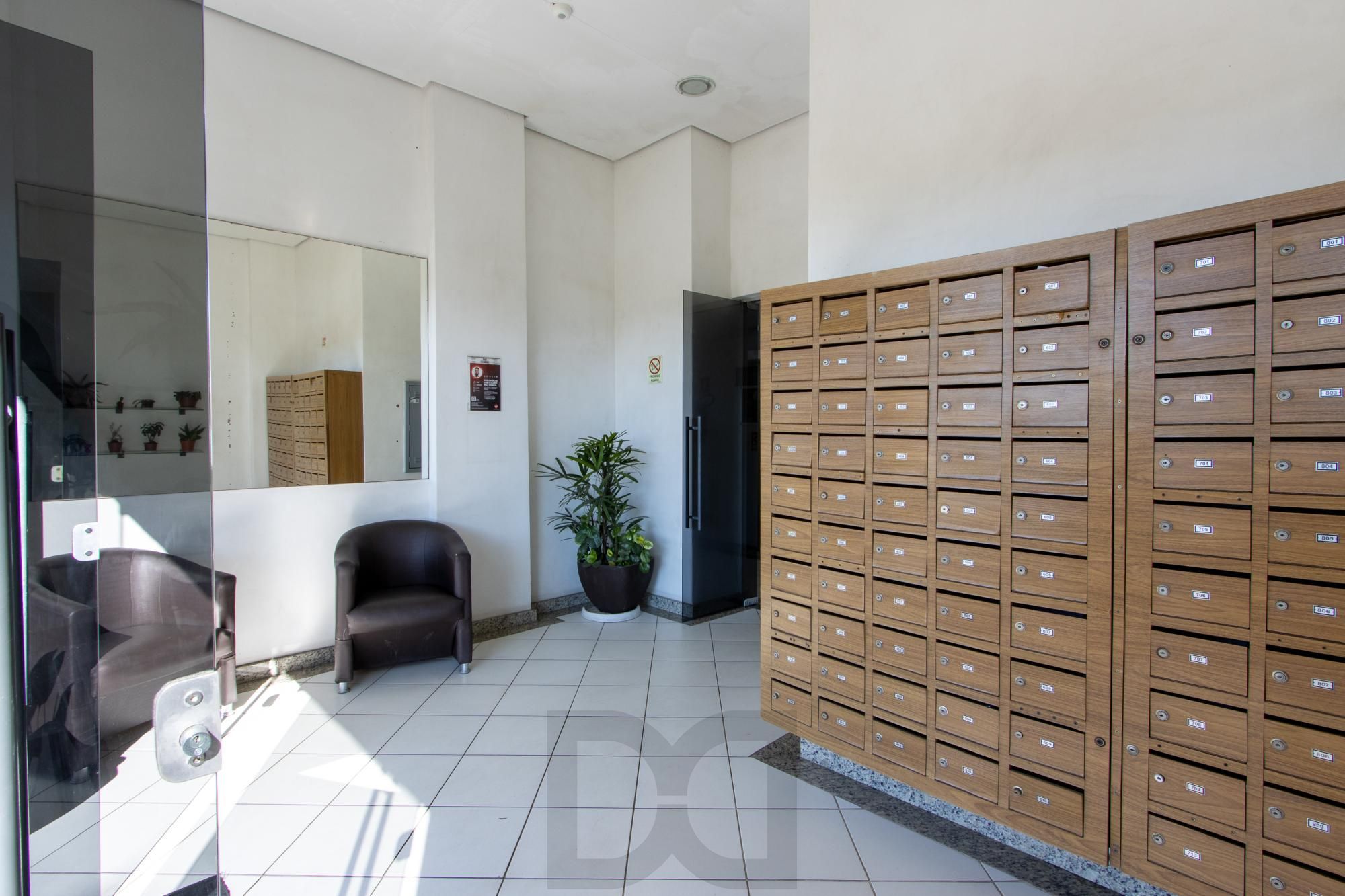 Apartamento de 2 dormitórios, para venda no bairro Teresópolis. — foto 33