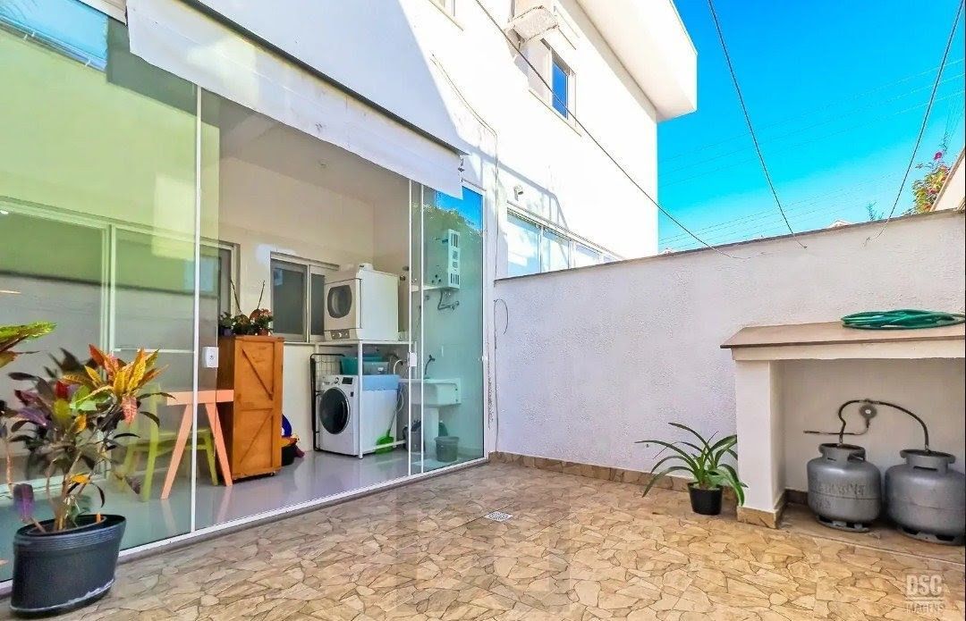 Casa para Venda - 178.4m², 3 dormitórios, sendo 1 suites, 2 vagas - Hípica — foto 9
