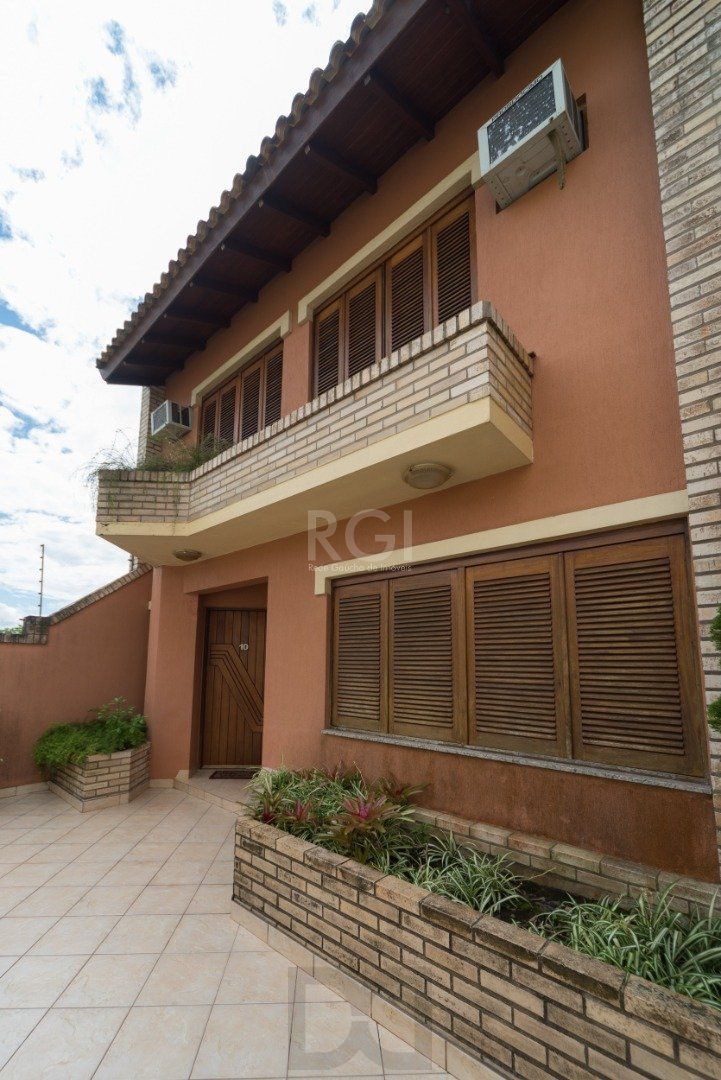 Casa Condominio para Venda - 240m², 3 dormitórios, sendo 1 suites, 3 vagas - Tristeza — foto 2
