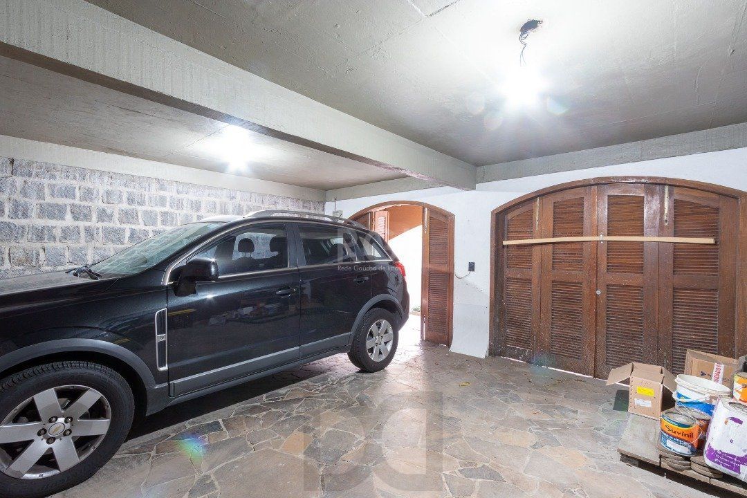 Casa para Venda - 232.5m², 3 dormitórios, sendo 1 suites, 4 vagas - Nonoai — foto 49