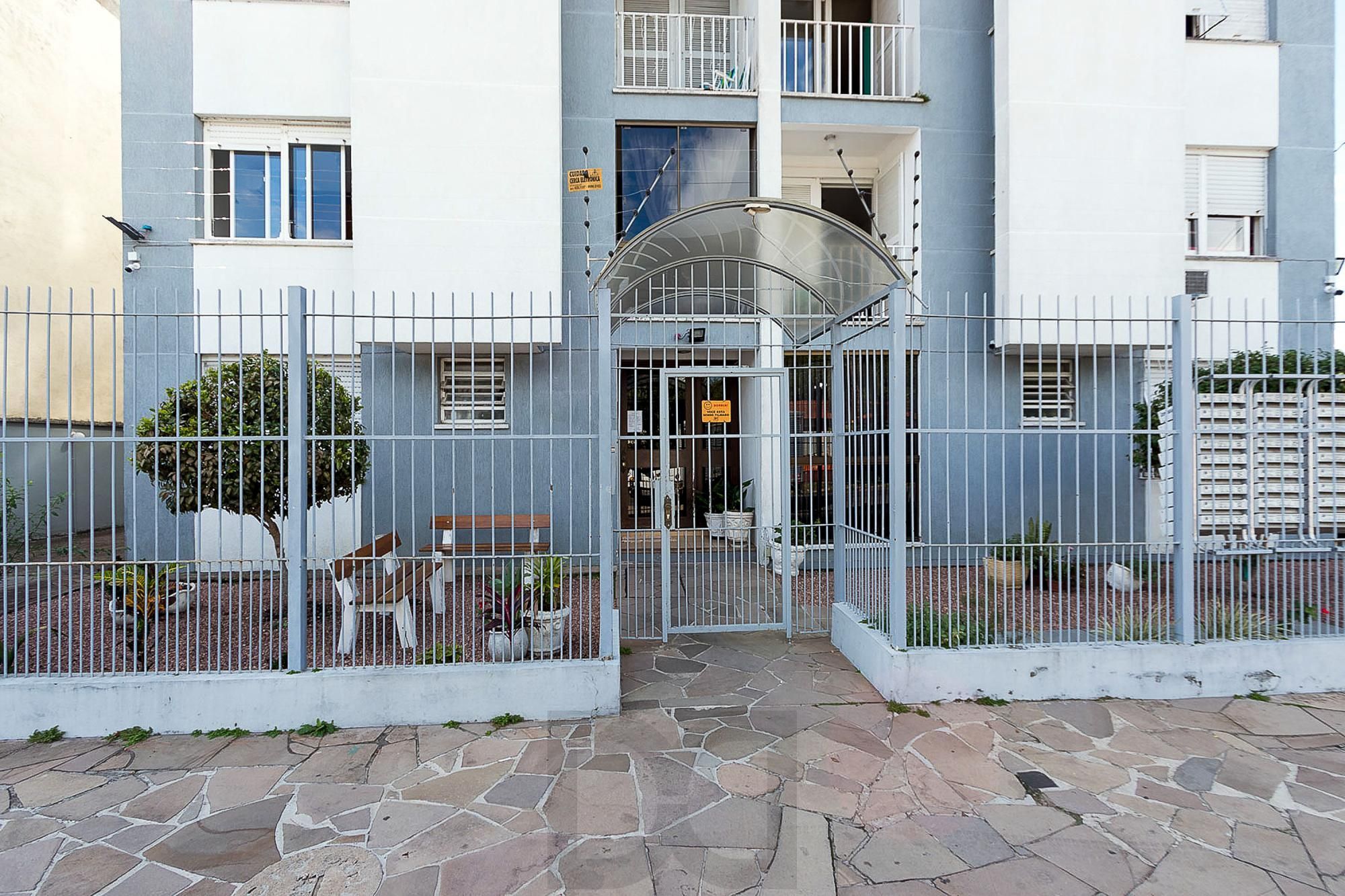 Apartamento com 1 quarto com vaga coberta e escriturada no bairro Cristal. — foto 17